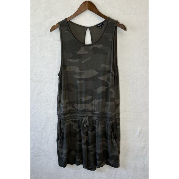 Splendid Women’s Camouflage Romper Jumpsuit Size L Super Soft Sleeveless Summer - Picture 1 of 9